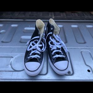 Converse Men’s Size 8
